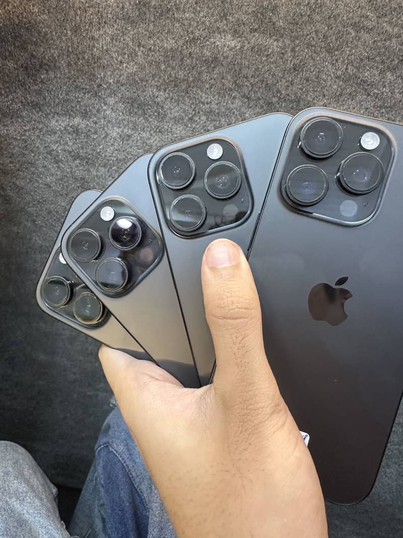 Apple iPhone 16 Pro 4