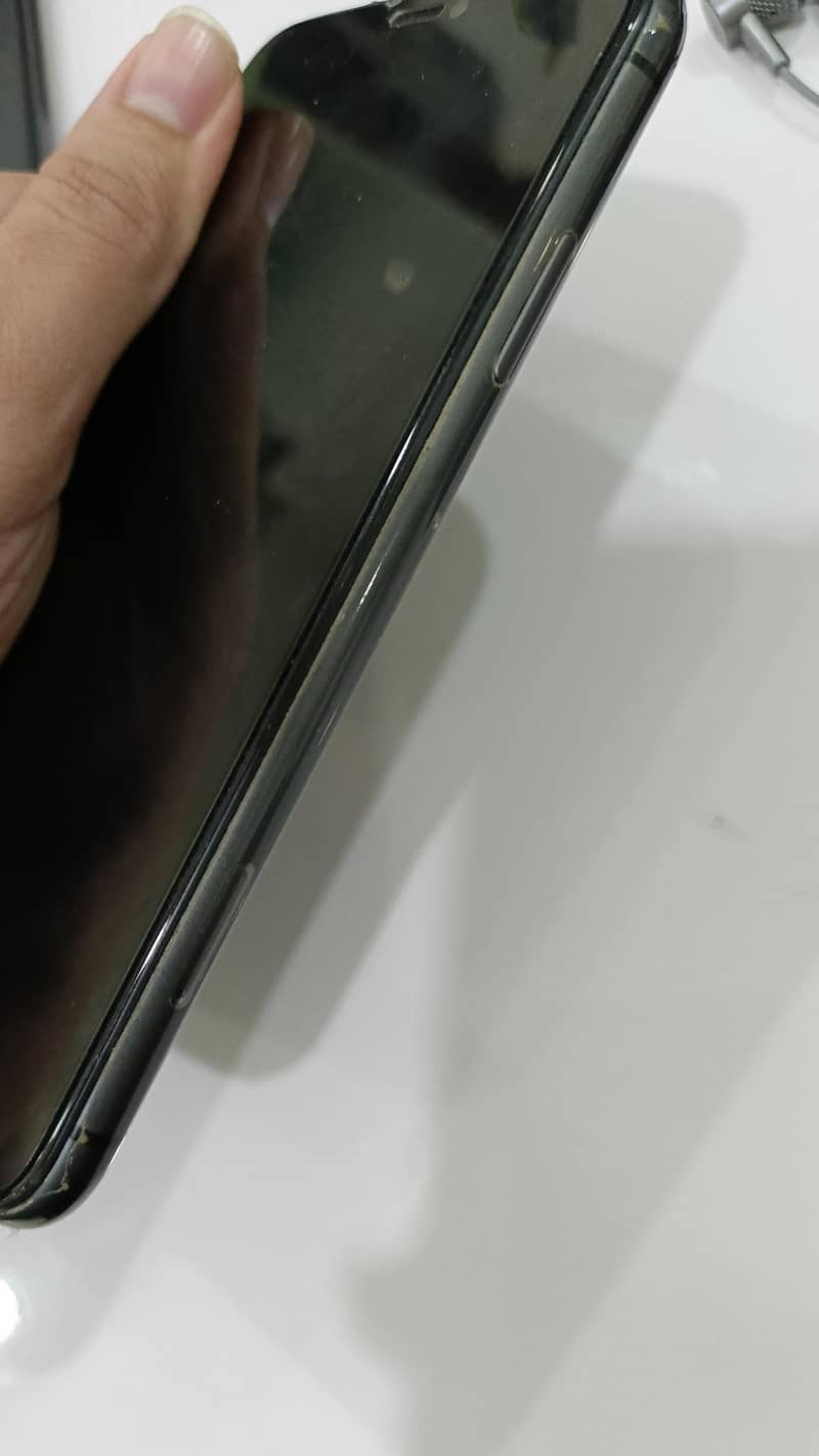 Apple iPhone 11 2