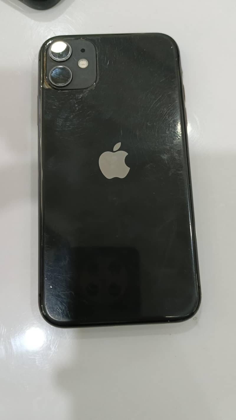 Apple iPhone 11 3