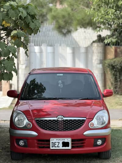 Toyota Duet 2002
