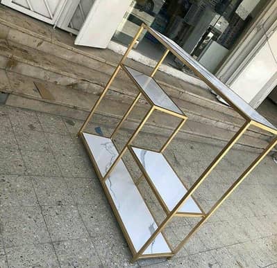 console Table