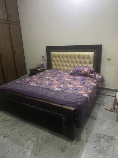 bed and dressing table for sale