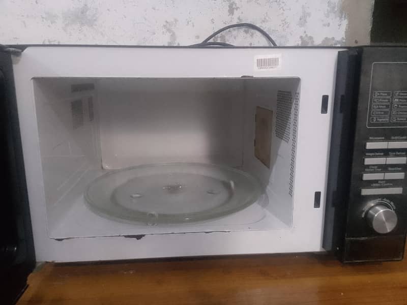 Dawlance microwave ovan 2
