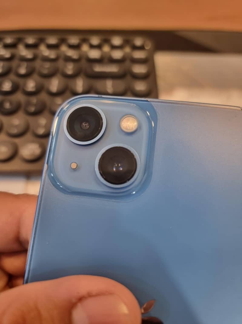 Apple iPhone 13 1