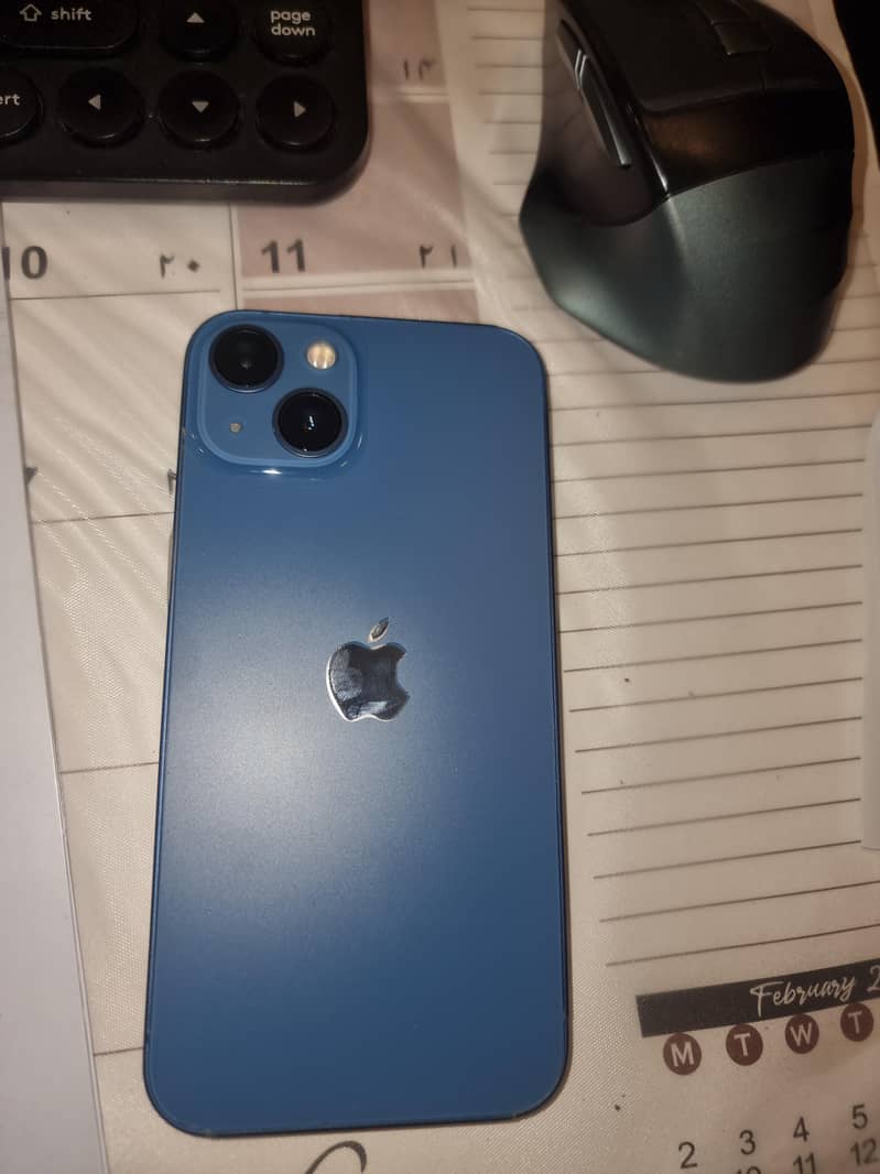 Apple iPhone 13 7