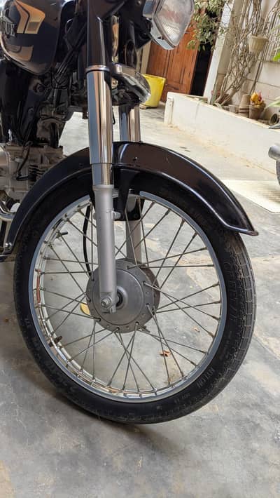 CD 70 Unique 2025 – Like New, Genuine Bike