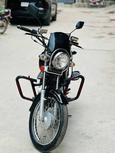 Suzuki GS 150