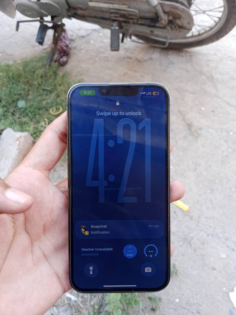 Apple iPhone 13 Pro 0