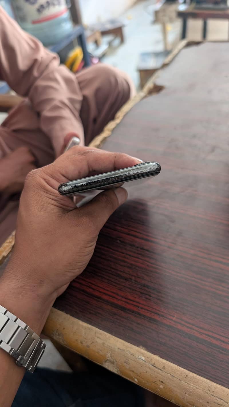 Apple iPhone X 0