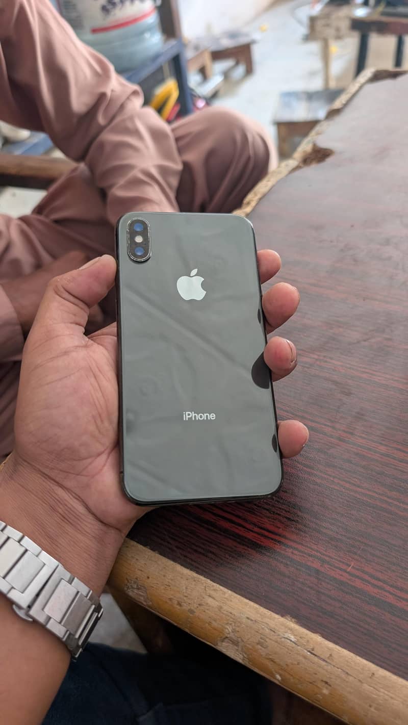 Apple iPhone X 5