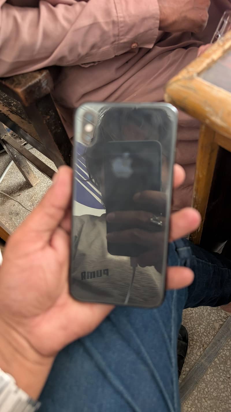 Apple iPhone X 6