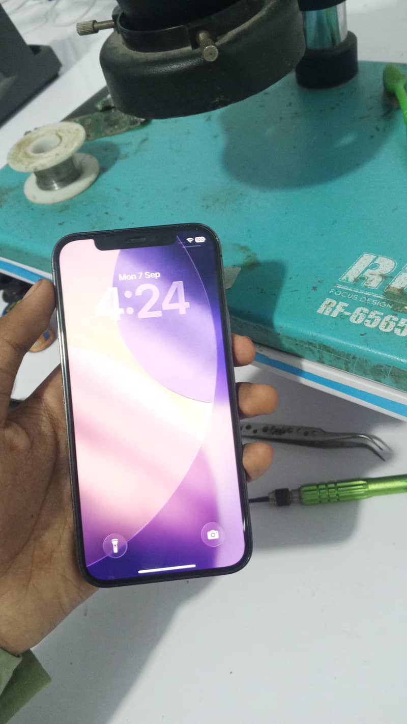 Apple iPhone 12 Pro 5