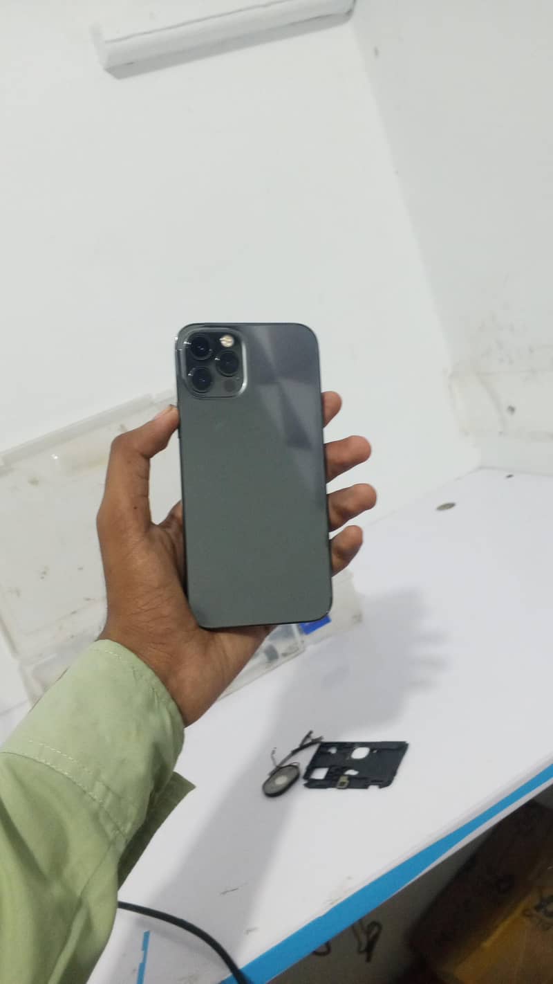 Apple iPhone 12 Pro 7