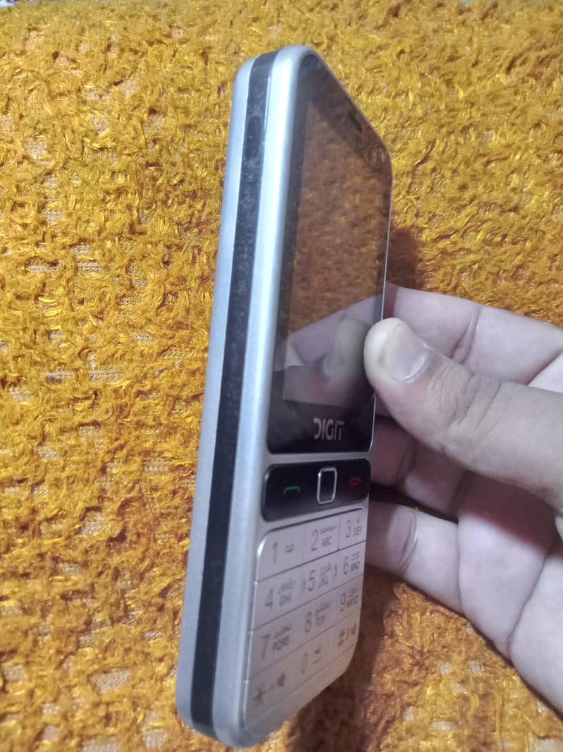 Digit 4G 5
