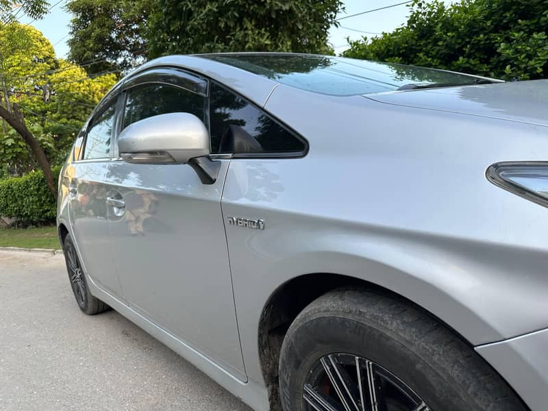 prius 2011 model 14 import 0