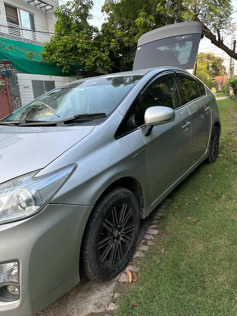prius 2011 model 14 import 5