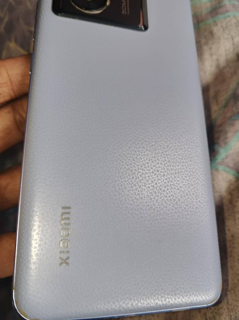 Xiaomi Redmi Note 13 Pro 1
