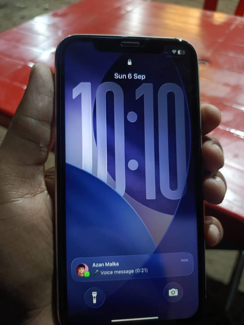 Apple iPhone 11 1