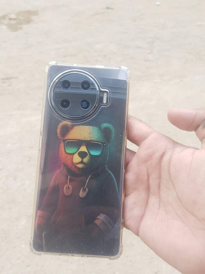 Tecno Spark 20 pro plus 1