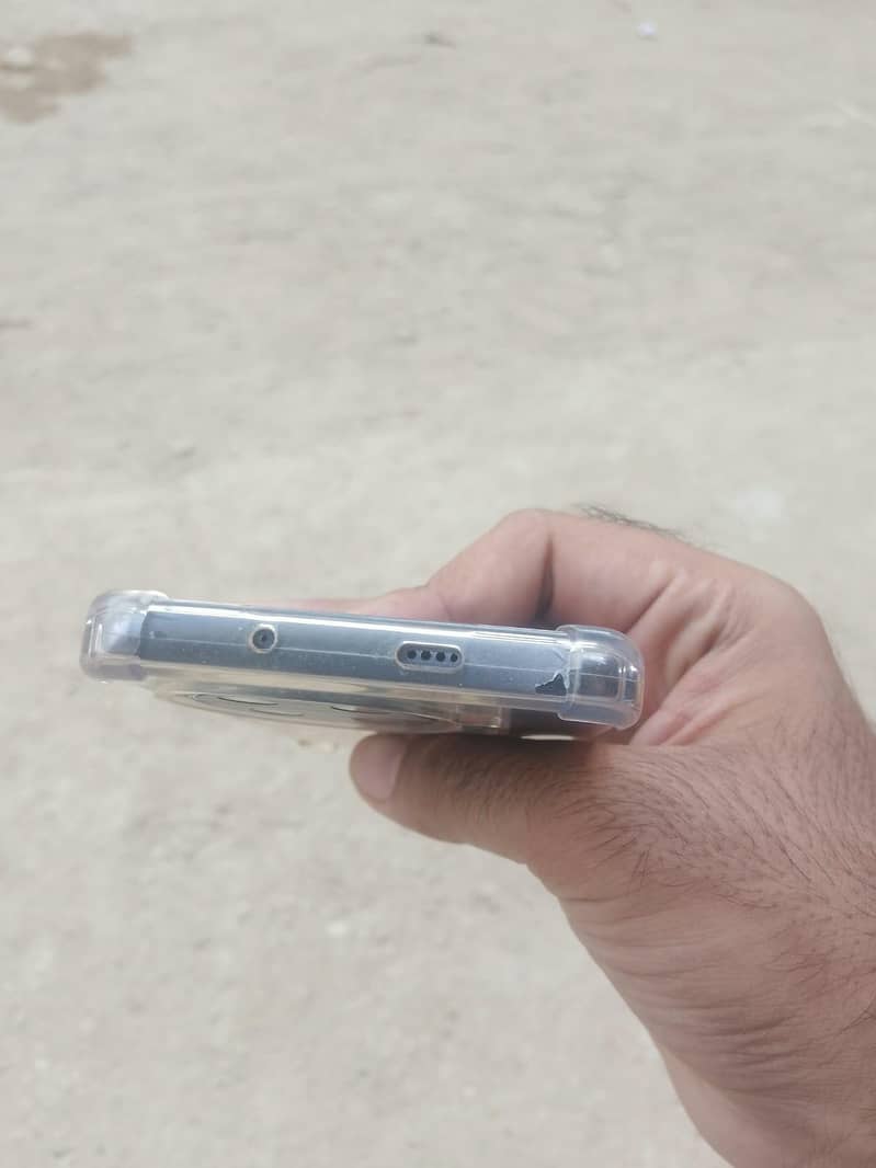 Tecno Spark 20 pro plus 2