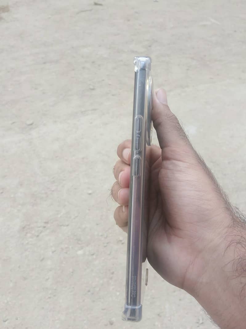 Tecno Spark 20 pro plus 3