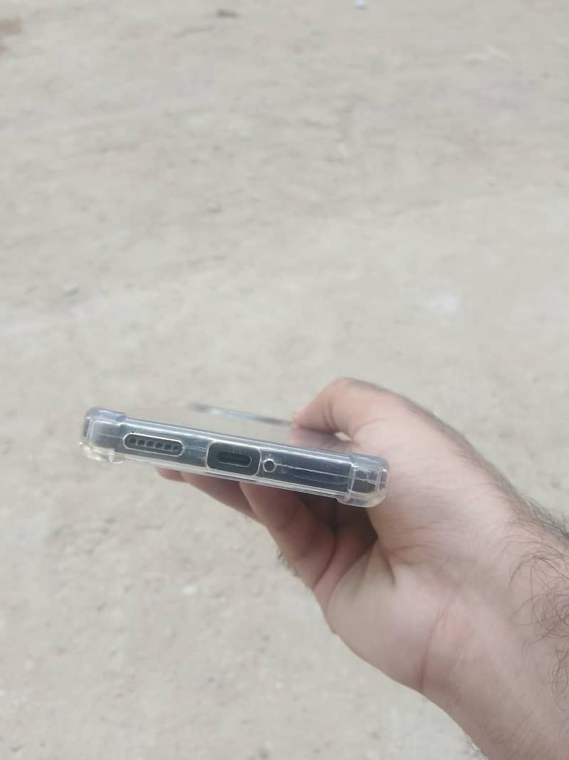 Tecno Spark 20 pro plus 4