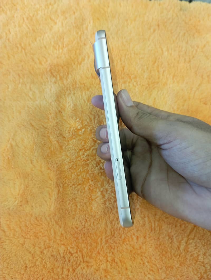 Google Pixel 8 1