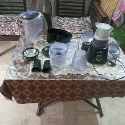 westpoint deluxe food  processor robot menager