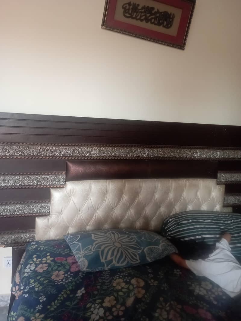 used condition only bed available 1
