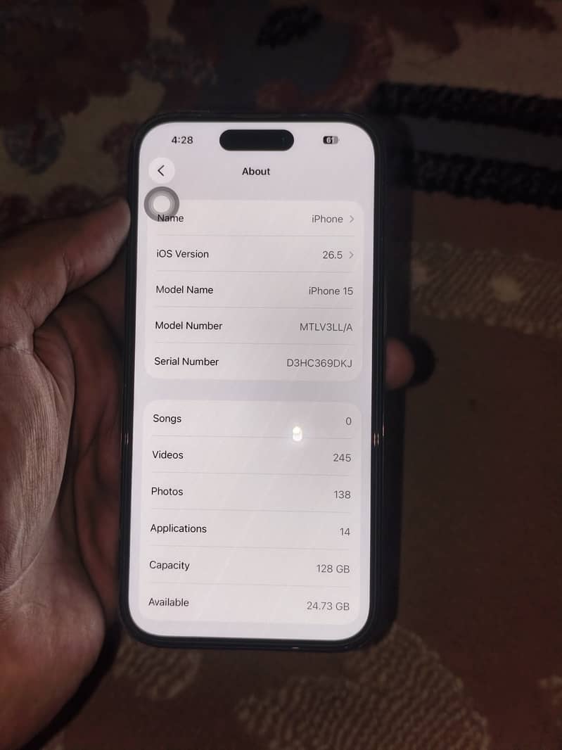 Apple iPhone 15 4