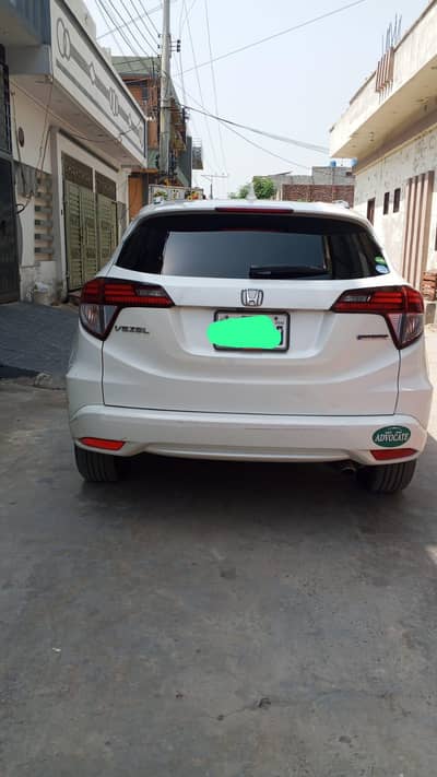 Honda Vezel 2016