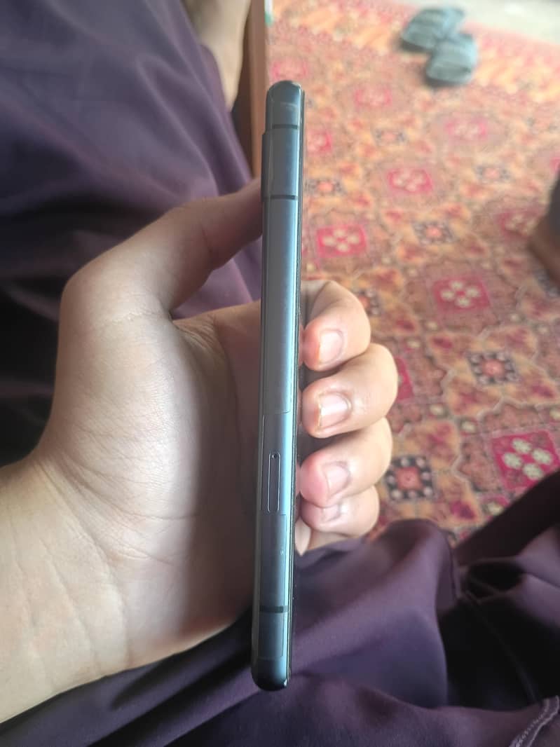 Google Pixel 7a 5
