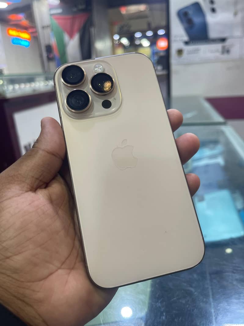 iPhone 16 Pro 2