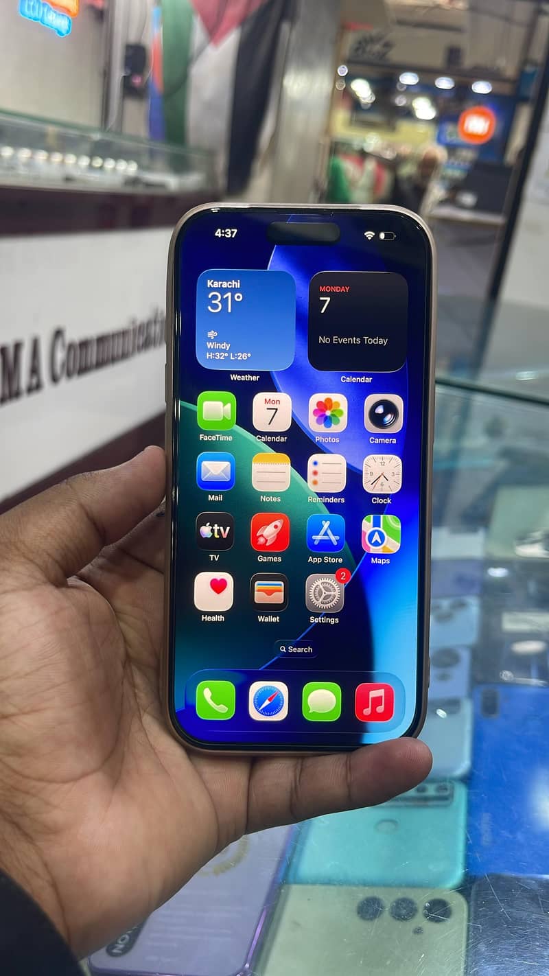 iPhone 16 Pro 5
