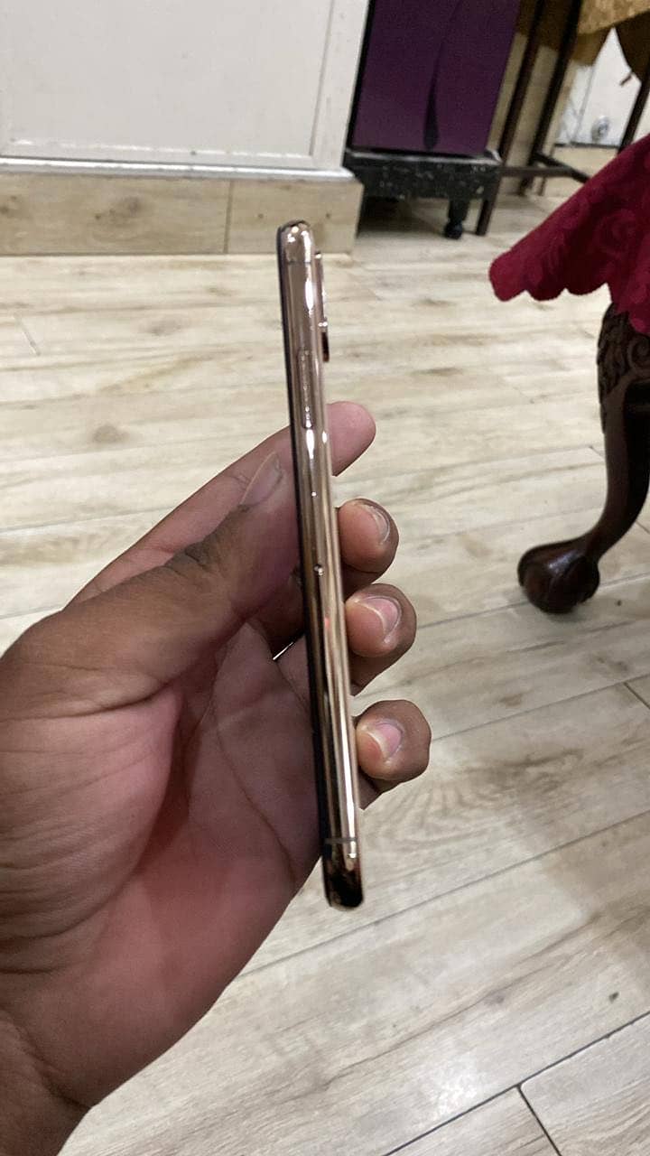 Apple iPhone XS 2