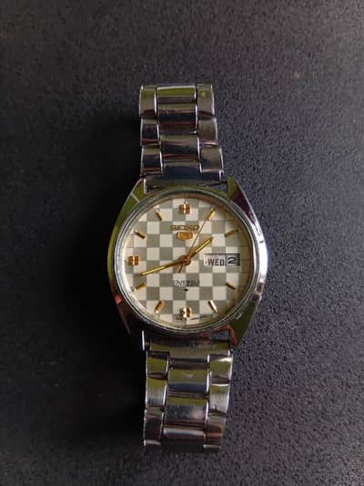 seiko 5 checkerboard dial