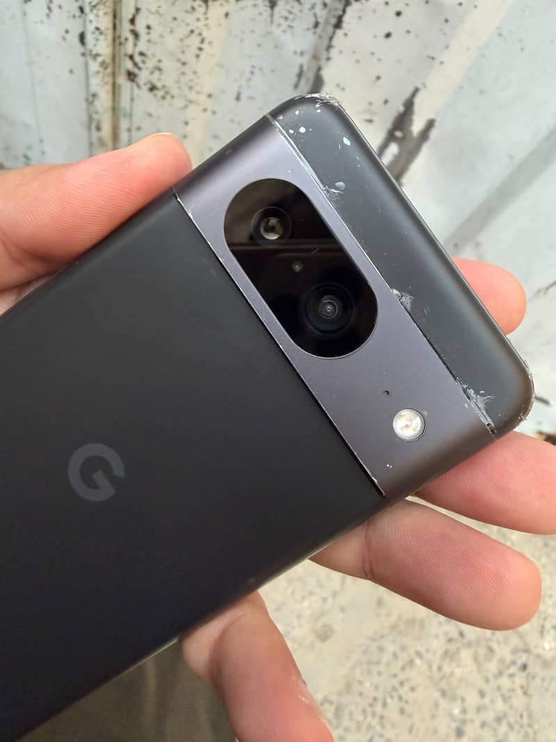 Google Pixel 8 1