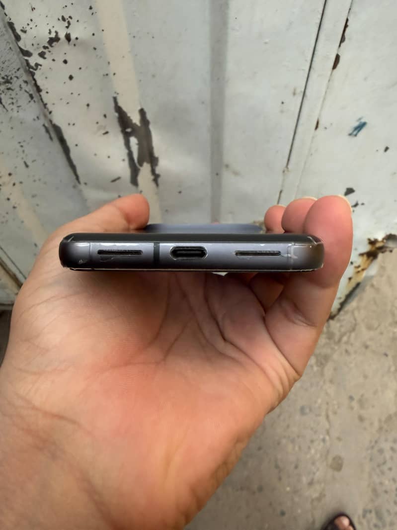 Google Pixel 8 7