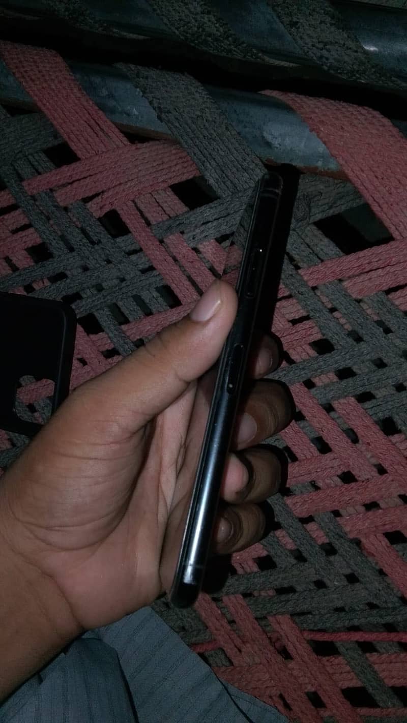 Apple iPhone 11 Pro Max 3