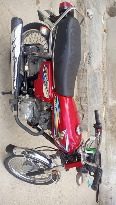 Honda 125 120 ki final deni hai 119 wale bhi msg na keren