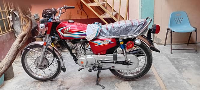 cg 125 bike ha . bike ma koi kam ni ha