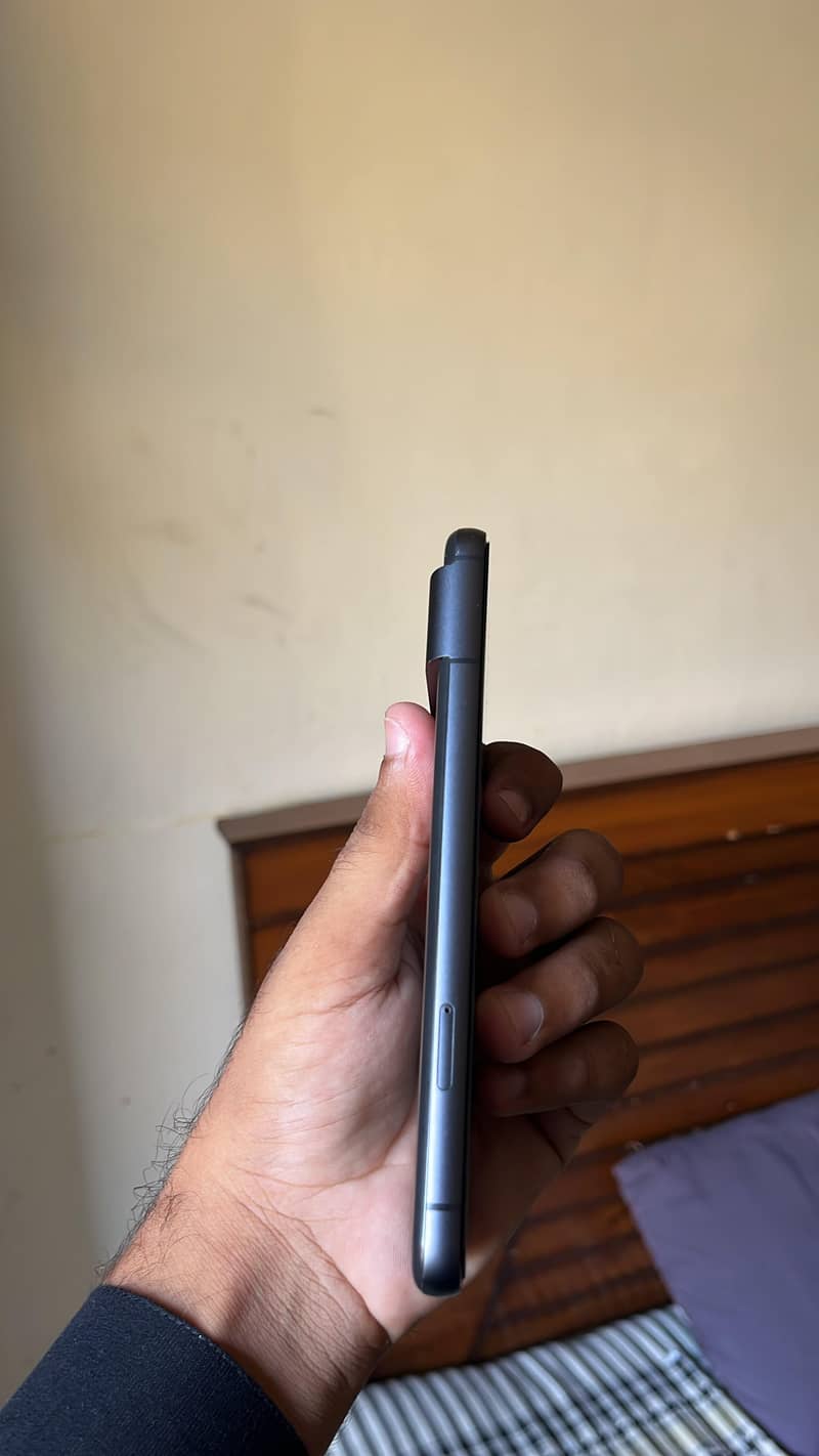 Google Pixel 8 2