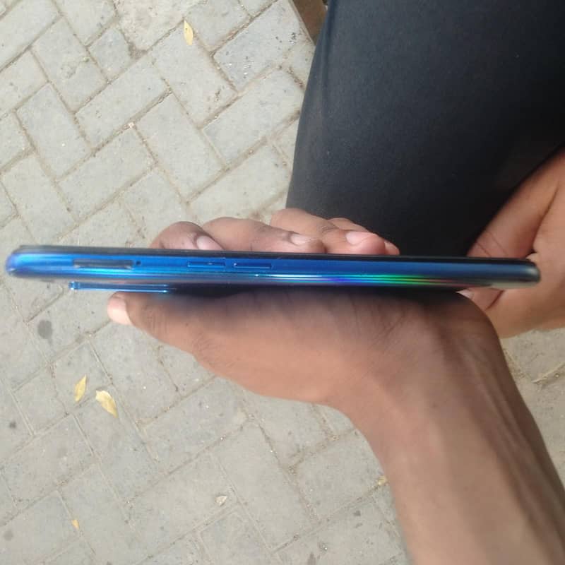 OPPO A54 0