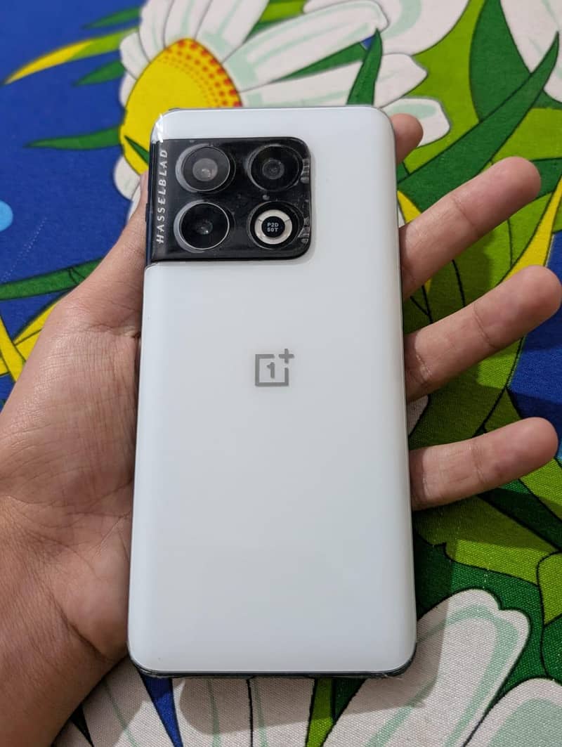 One Plus 10 Pro 0