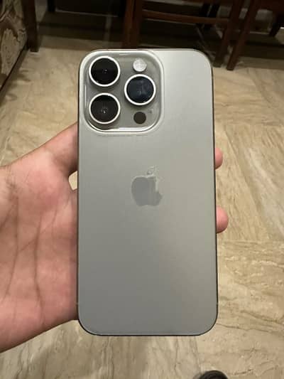 Apple iPhone 15 Pro jv