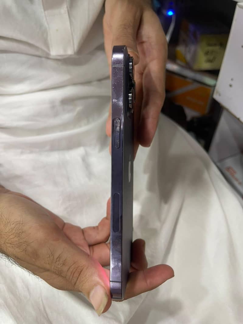 Apple iPhone 14 Pro Max 2