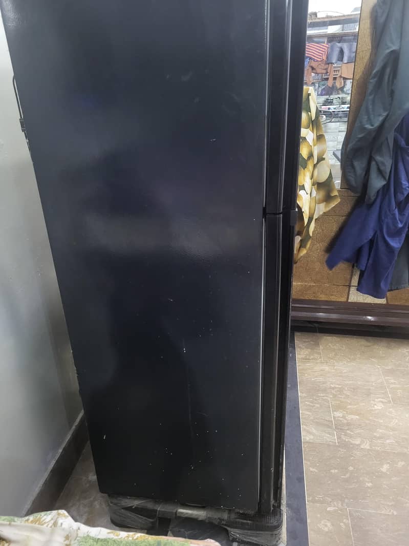 Dawlance fridge medium 10
