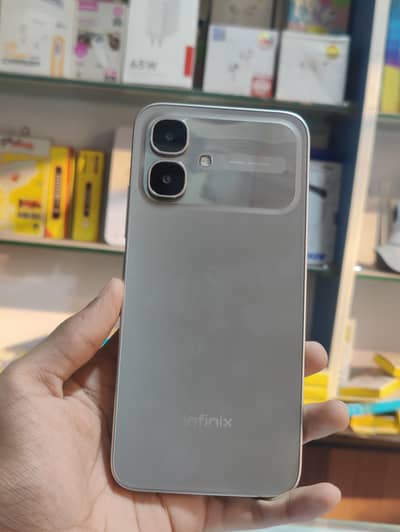 infinix smart 20 4/128  10/10