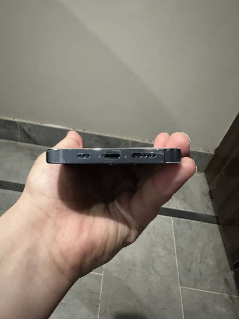 Apple iPhone 13 Pro 3