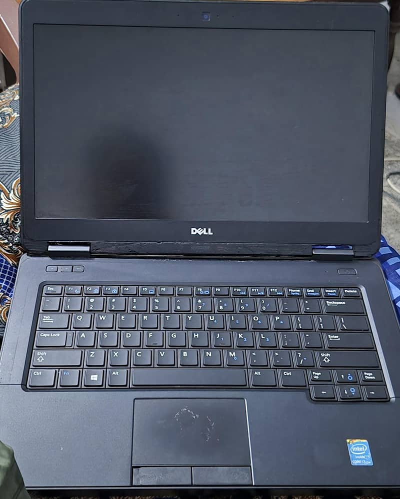 Dell latitude E5440 8